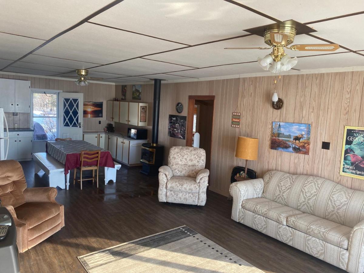 Ntj Moose Lake Cabin Bonnyville Esterno foto